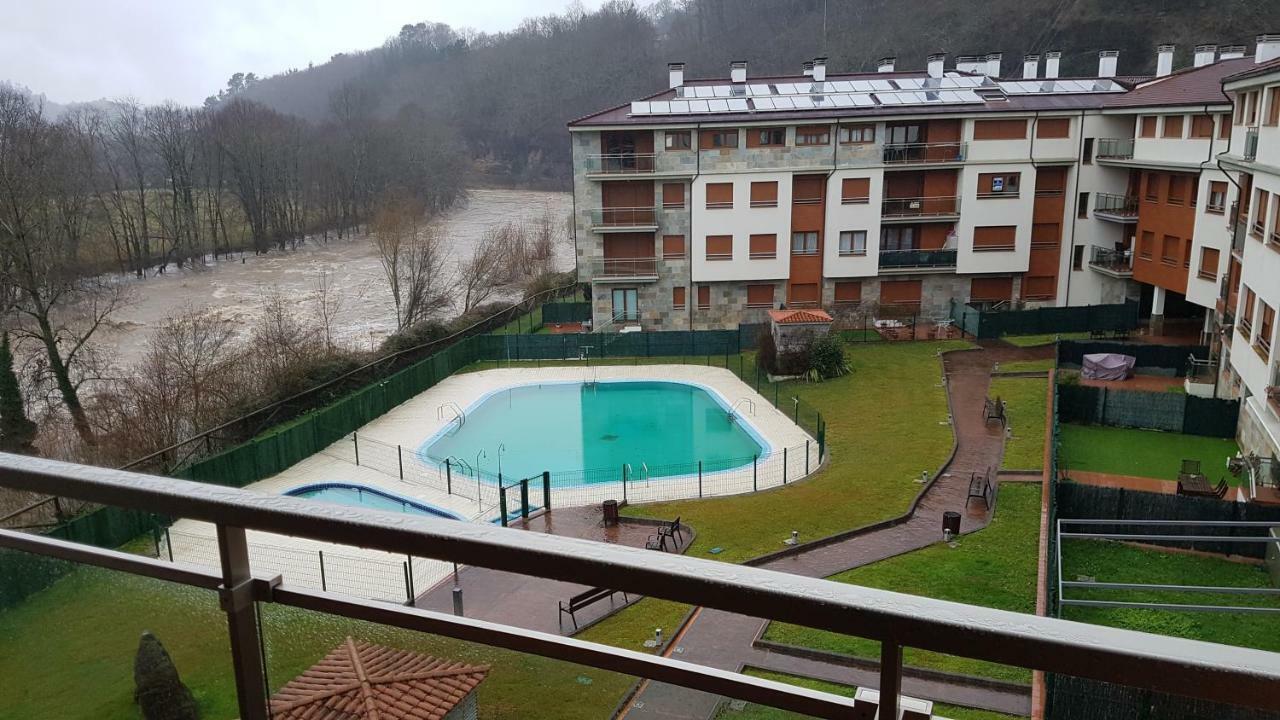El Balcon Del Sella Apartment Onís Екстериор снимка