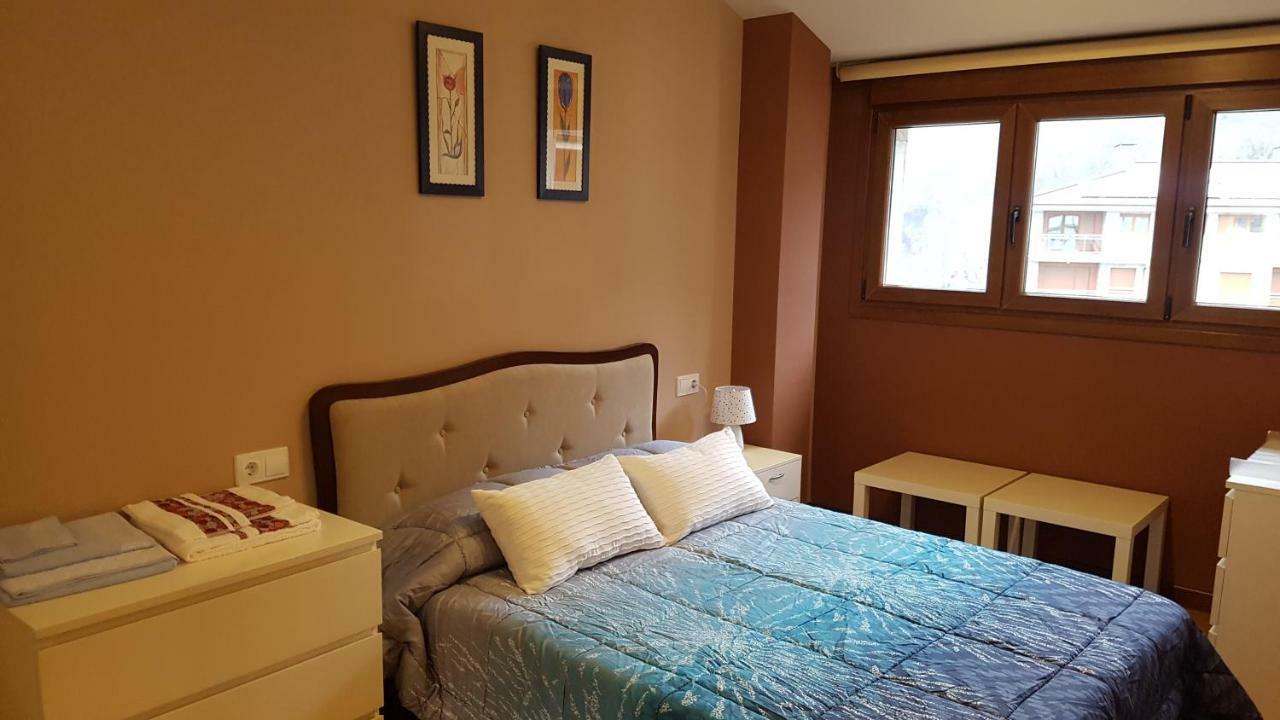 El Balcon Del Sella Apartment Onís Екстериор снимка