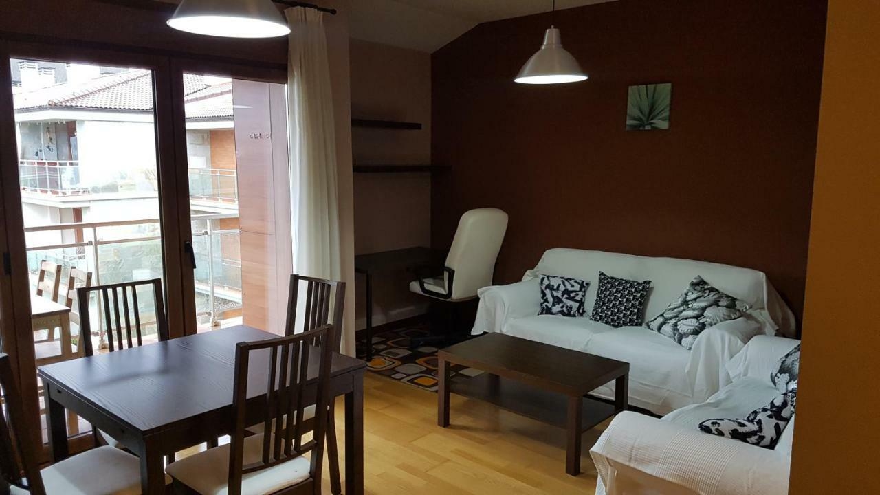 El Balcon Del Sella Apartment Onís Екстериор снимка